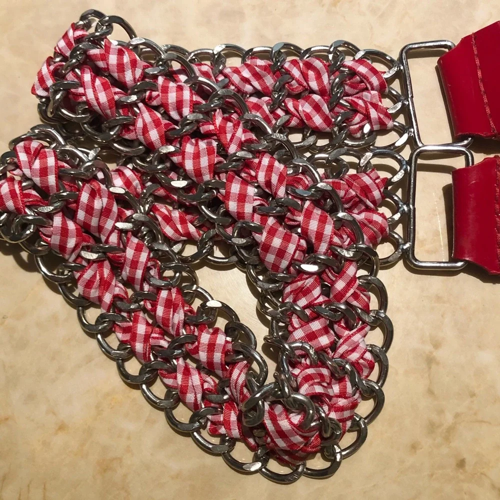 Guess “G” Chain Belt